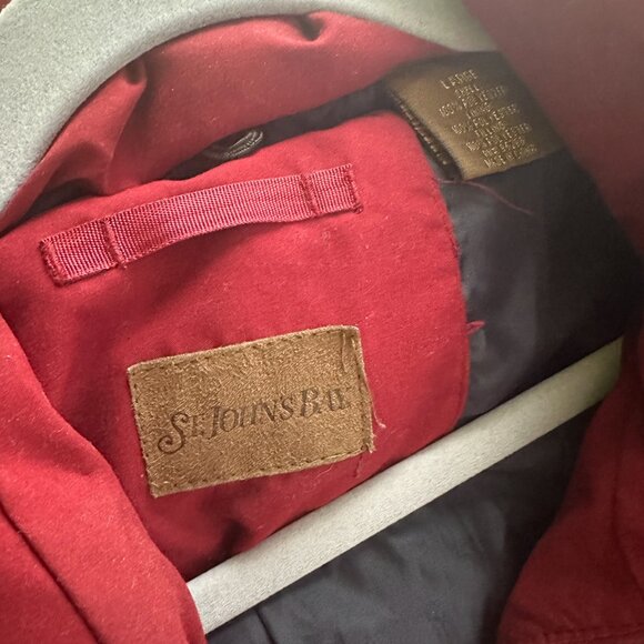 St John's Bay Men's Red Puffer Vest Large - Picture 5 of 6